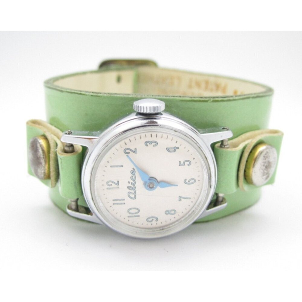 Vintage Women Alice‎ Hand Wind Analog 23mm Round Watch (H942)